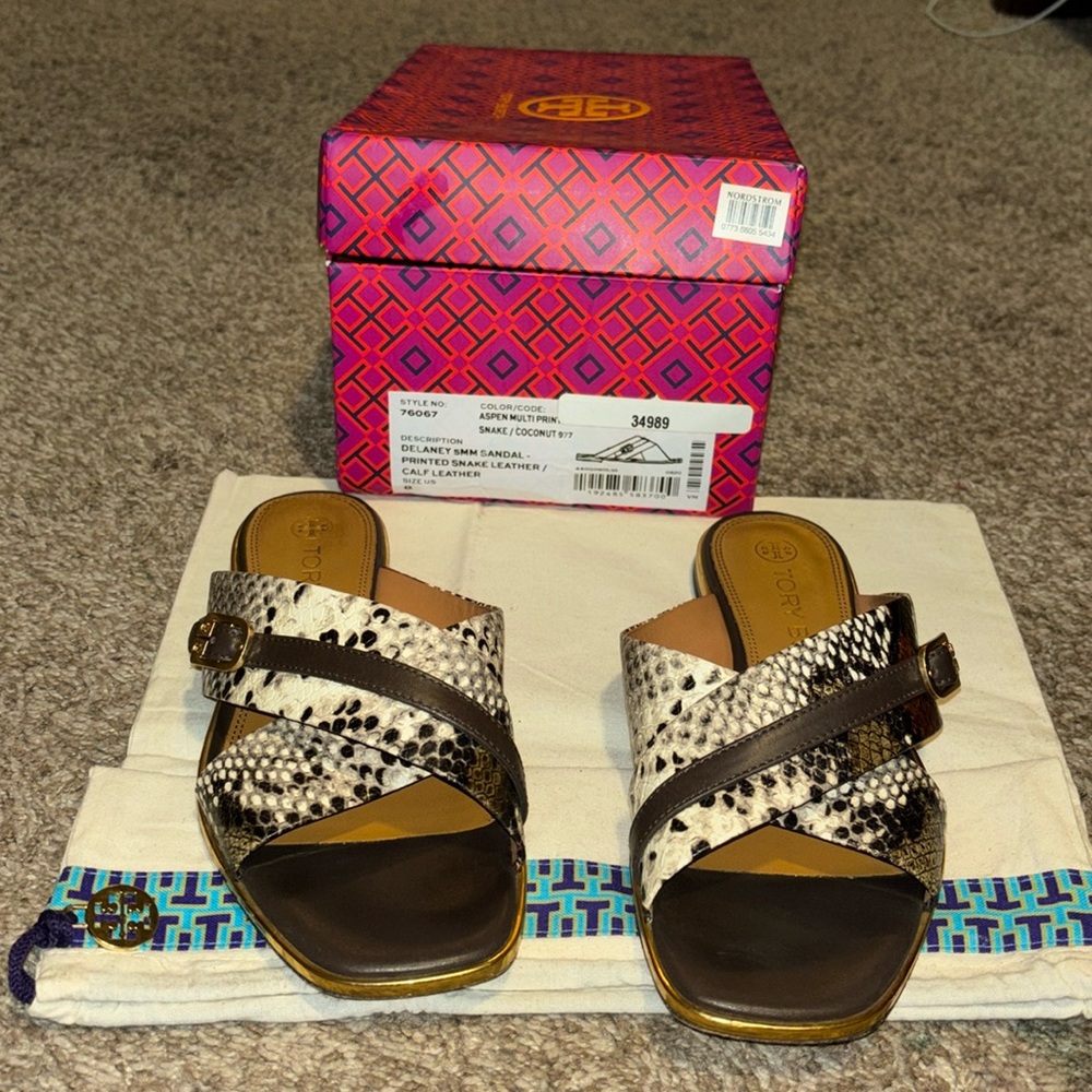Tory Burch Delaney calf leather sandals